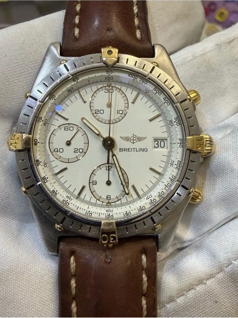 Vintage Breitling Chronomat B13047 18k Gold Steel White Dial Automatic Watch